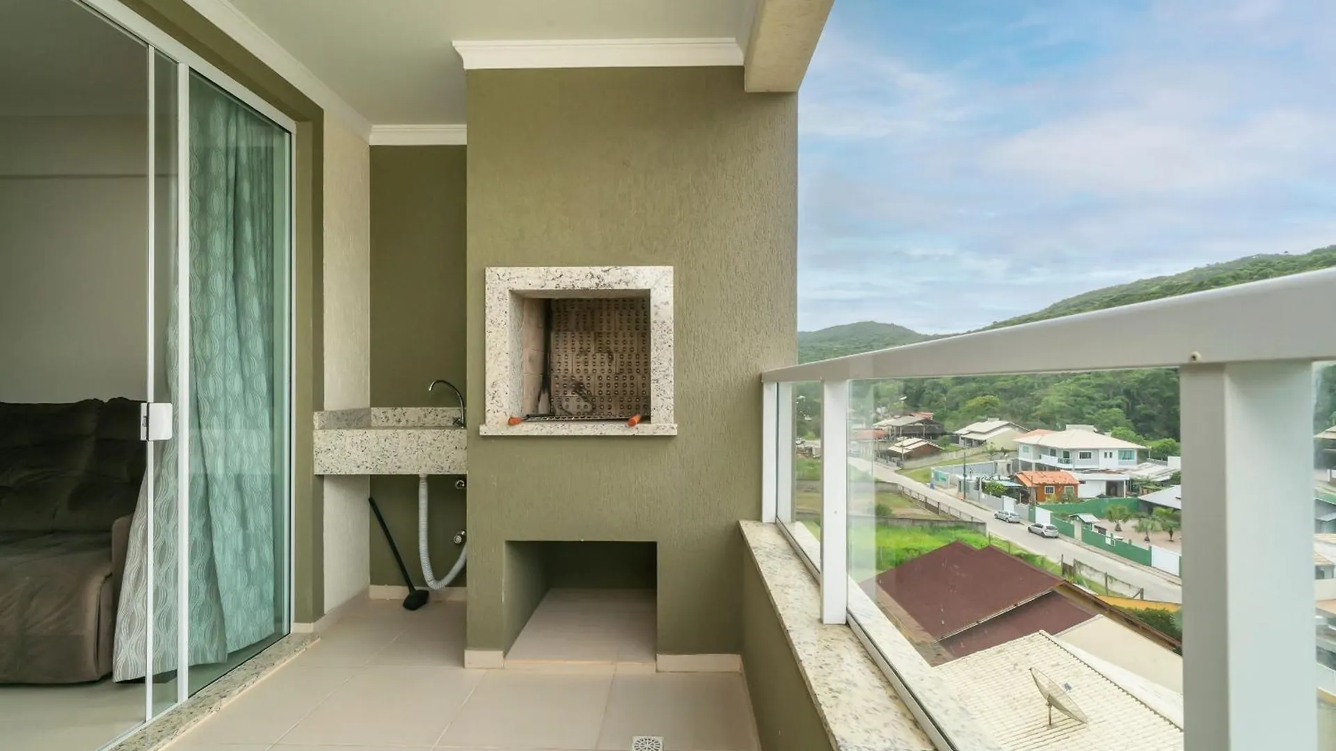 Aluguel Apartamento 3 Quartos S 1 Suite Bombas Brazil