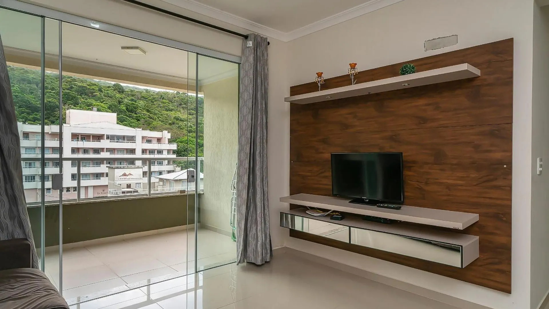 Apartment Aluguel Apartamento 3 Quartos S 1 Suite Bombas