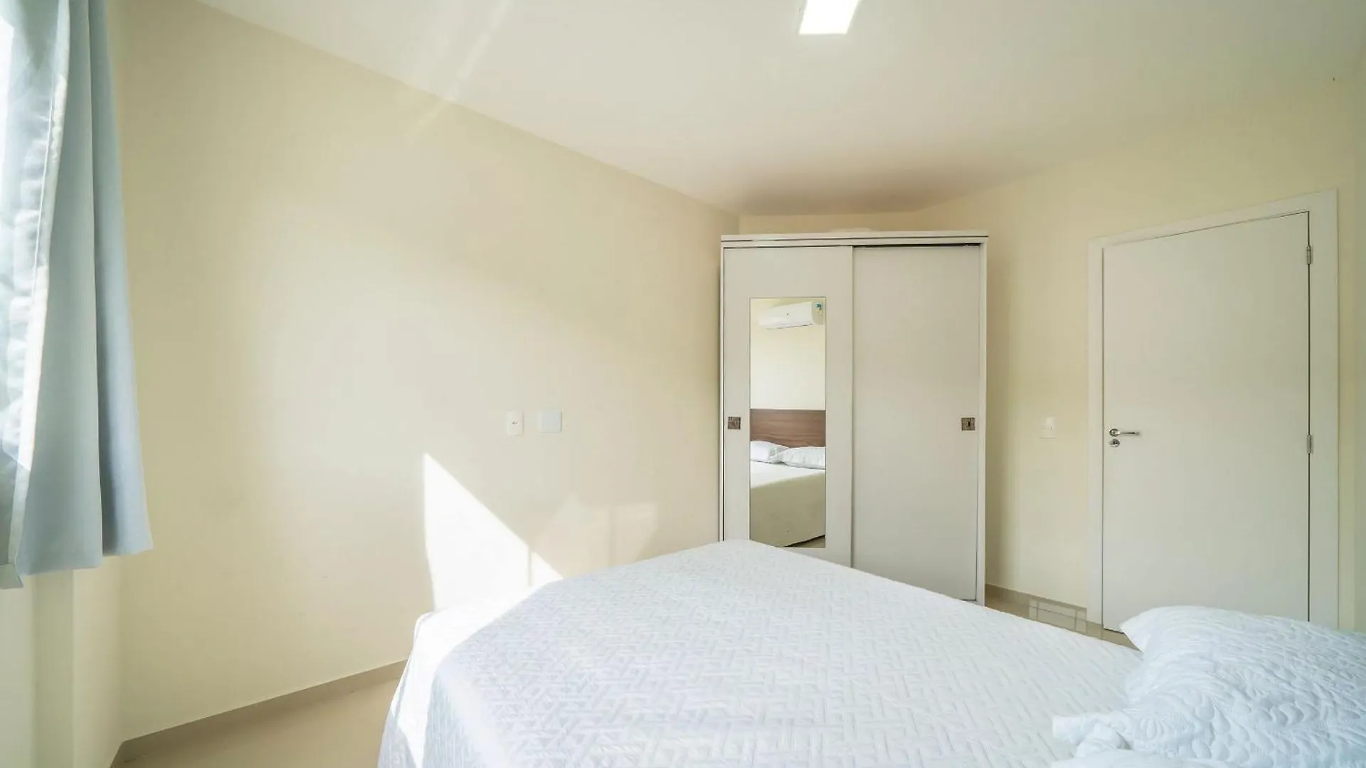 Aluguel Apartamento 3 Quartos S 1 Suite Bombas Brazil