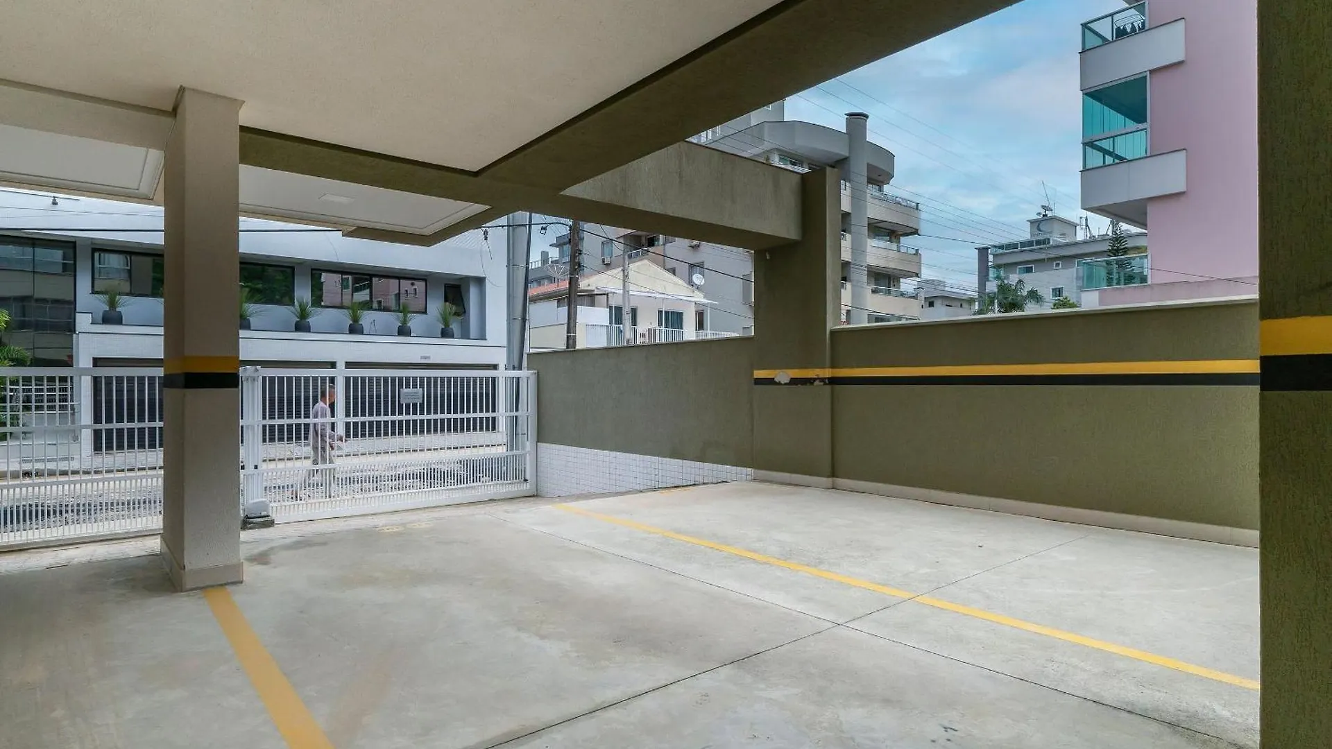 Apartment Aluguel Apartamento 3 Quartos S 1 Suite Bombas